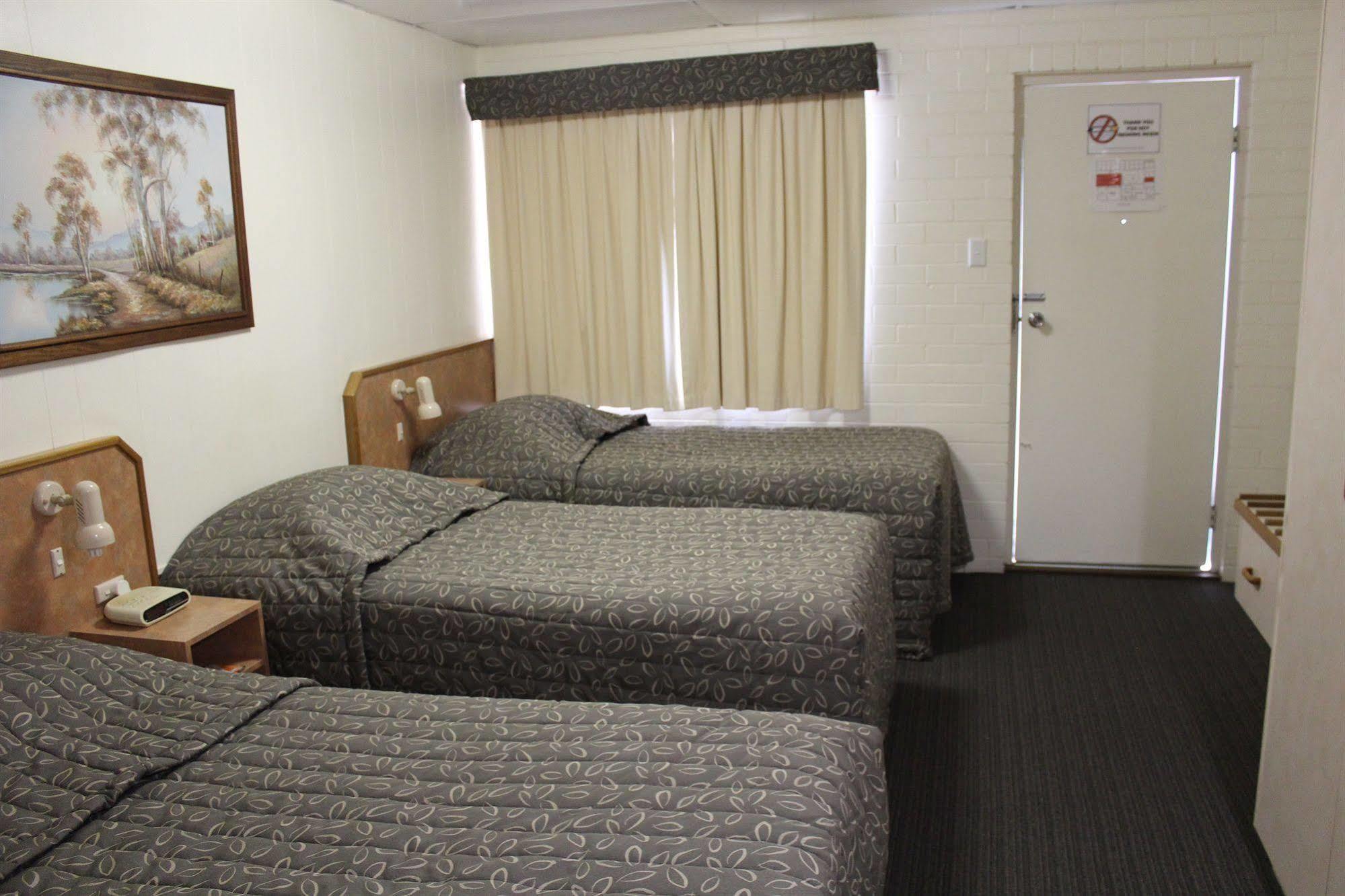 Peppercorn Motel Clermont Εξωτερικό φωτογραφία